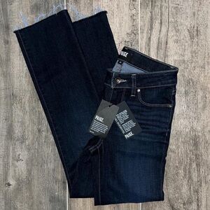 PAIGE Skyline Straight Daly Jean